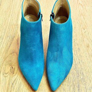 Cliza NIB Handmade Italian Suede Booties 10